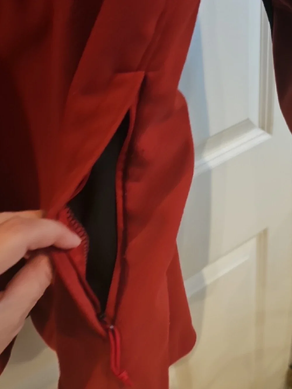 The North Face Men's Black & Red Colorblock Full-Zip Jacket XL